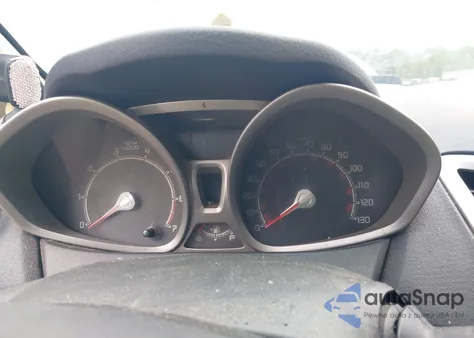 2013 Ford Fiesta Se z USA, uszkodzony, nr VIN 3FADP4BJ3DM171442